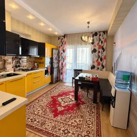 In Baku 160.0 m² apartment is for sale - Image 9