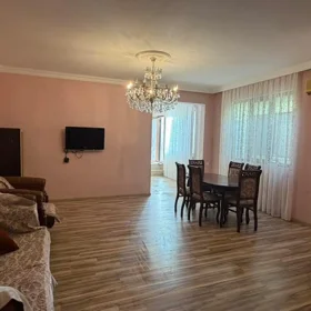 In Baku 160.0 m² house with 5.0 rooms is for sale - Image 9