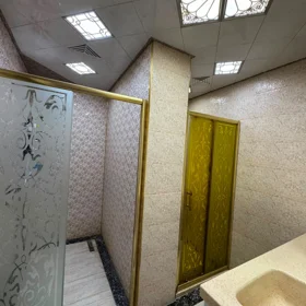 In Baku 115.0 m² apartment is for sale - Image 10