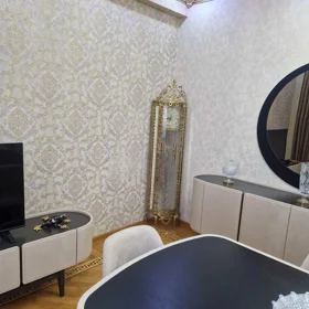 In Baku 85.0 m² apartment is for sale - Image 8