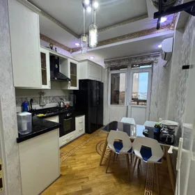 In Baku 85.0 m² apartment is for sale - Image 9