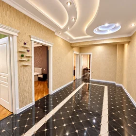 In Baku 155.0 m² apartment is for rent - Image 8