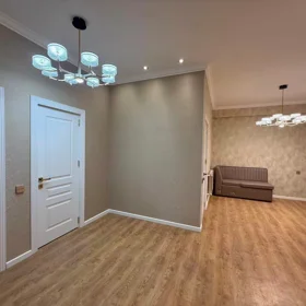 In Baku 100.0 m² apartment is for sale - Image 4