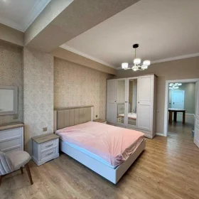 In Baku 100.0 m² apartment is for sale - Image 8