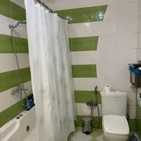 In Baku 90.0 m² apartment is for rent - Image 2