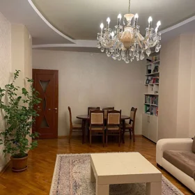 In Baku 90.0 m² apartment is for rent - Image 3