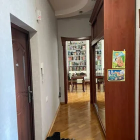 In Baku 90.0 m² apartment is for rent - Image 4
