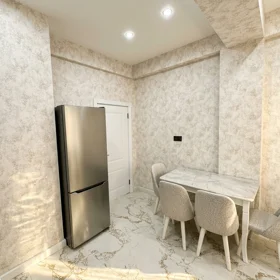 In Baku 60.0 m² apartment is for rent - Image 5