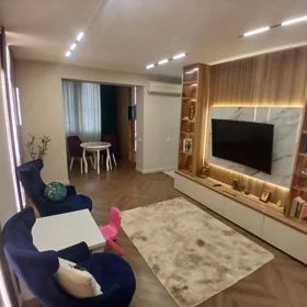 In Baku 65.0 m² apartment is for sale - Image 5