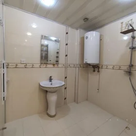 In Baku 147.0 m² apartment is for rent - Image 4
