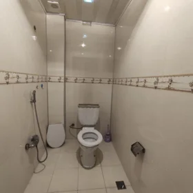 In Baku 147.0 m² apartment is for rent - Image 8