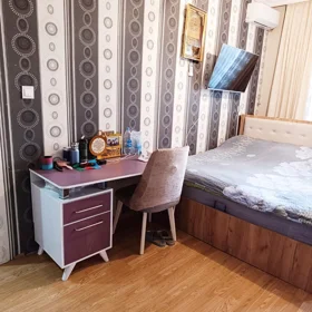 In Baku 80.0 m² apartment is for sale - Image 9