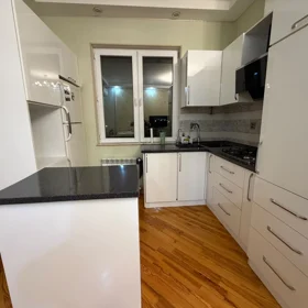 In Baku 75.0 m² house with 2.0 rooms is for rent - Image 9