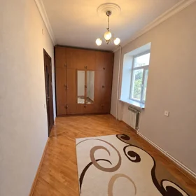 In Baku 50.0 m² apartment is for sale - Image 3