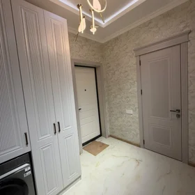 In Baku 70.0 m² apartment is for rent - Image 2