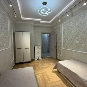 In Baku 70.0 m² apartment is for rent - Image 3