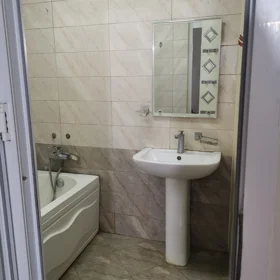 In Sumgayit 55.0 m² apartment is for rent - Image 2