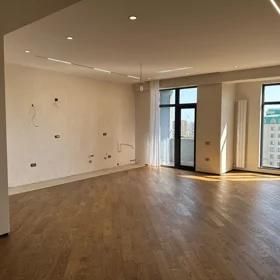 In Baku 85.0 m² apartment is for sale - Image 8