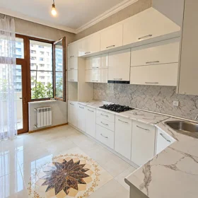 In Baku 70.0 m² apartment is for rent - Image 4