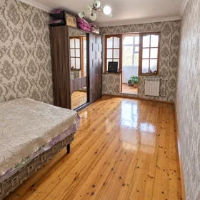 In Baku 100.0 m² apartment is for sale - Image 5