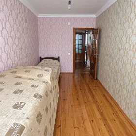In Baku 100.0 m² apartment is for sale - Image 8