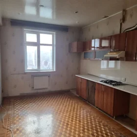 In Binəqədi rayonu 101.0 m² apartment is for rent - Image 5