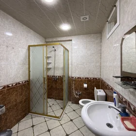 In Khirdalan 102.0 m² apartment is for rent - Image 9