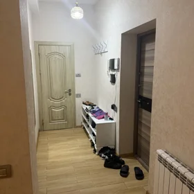 In Baku 95.0 m² apartment is for sale - Image 2