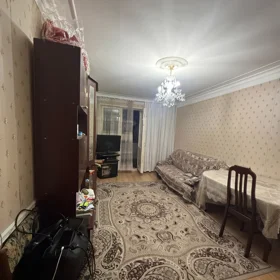 In Baku 65.0 m² apartment is for sale - Image 3