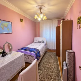 In Baku 65.0 m² apartment is for sale - Image 4