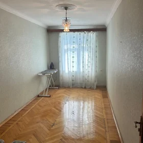 In Baku 73.0 m² apartment is for sale - Image 7