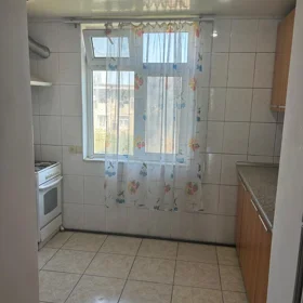 In Baku 73.0 m² apartment is for sale - Image 8