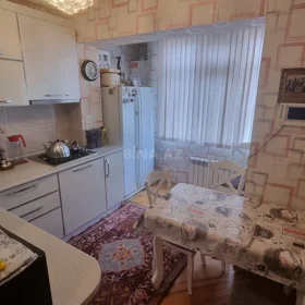 In Baku 100.0 m² apartment is for sale - Image 6