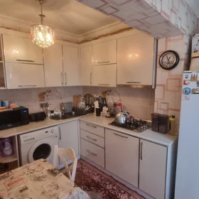 In Baku 100.0 m² apartment is for sale - Image 7