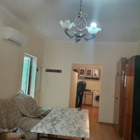 In Baku 40.0 m² apartment is for rent - Image 3
