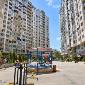 In Baku 105.0 m² apartment is for sale - Image 2