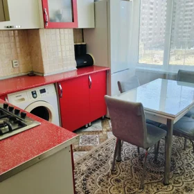 In Khirdalan 70.0 m² apartment is for sale - Image 4