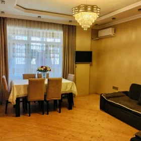 In Khirdalan 70.0 m² apartment is for sale - Image 6