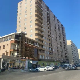 In Səbail rayonu 127.0 m² apartment is for sale - Image 3