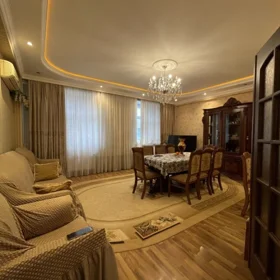 In Səbail rayonu 100.0 m² apartment is for sale - Image 7