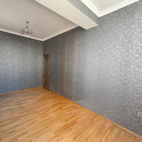 In Baku 87.0 m² apartment is for sale - Image 2