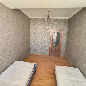 In Baku 87.0 m² apartment is for sale - Image 9