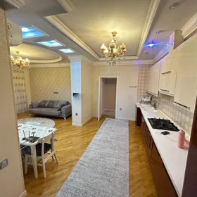 In Baku 90.0 m² apartment is for rent - Image 3