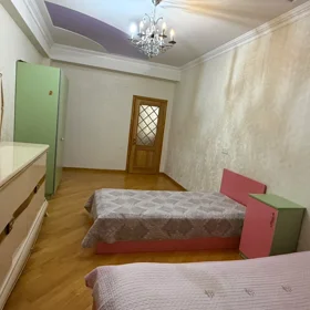 In Baku 120.0 m² apartment is for sale - Image 2