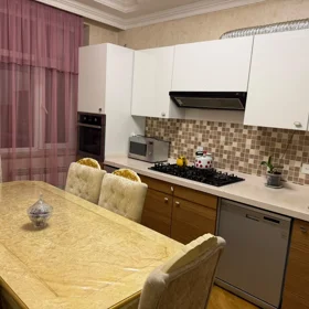 In Baku 120.0 m² apartment is for sale - Image 3