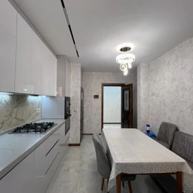 In Baku 120.0 m² apartment is for sale - Image 6