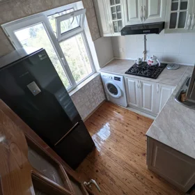 In Baku 100.0 m² apartment is for sale - Image 8
