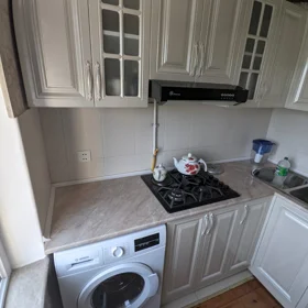 In Baku 100.0 m² apartment is for sale - Image 9