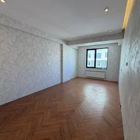 In Baku 217.0 m² apartment is for sale - Image 6