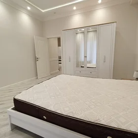 In Xətai rayonu 97.0 m² apartment is for rent - Image 2